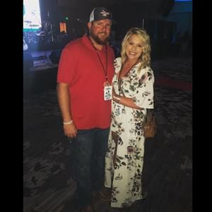 Meet your Posher, Ciara